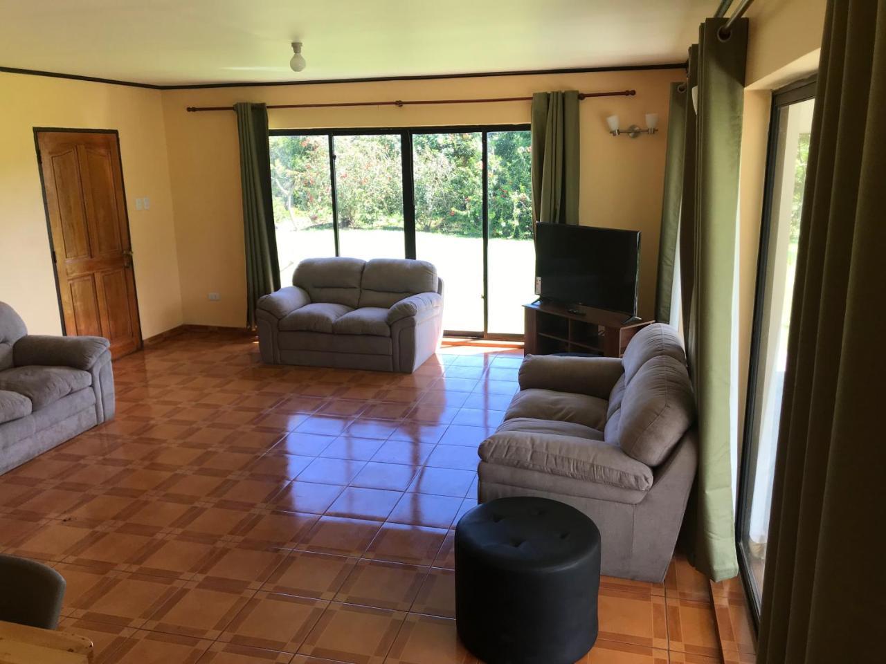 Cabanas Tautira Ханга-Роа Экстерьер фото
